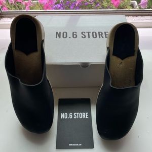 No. 6 Contour Clog Flat Base Black size 40